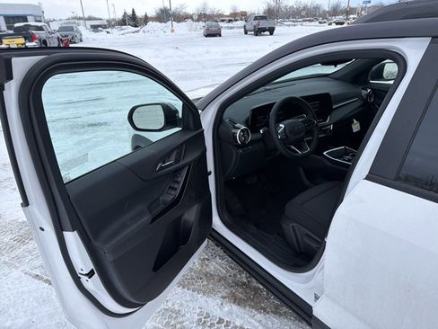 New 2026 Chevrolet Equinox LT w/ Midnight Edition image 9