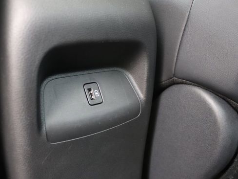 Used 2022 Nissan Sentra SR w/ SR Premium Package image 35