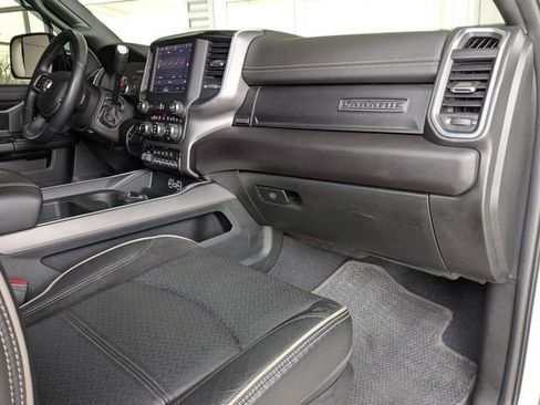 Used 2022 RAM 2500 Laramie w/ Night Edition image 27