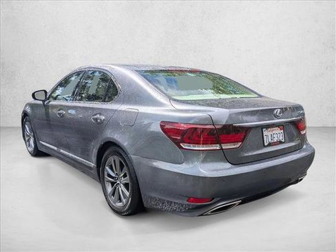 Used 2015 Lexus LS 460 w/ Comfort Package RWD image 5