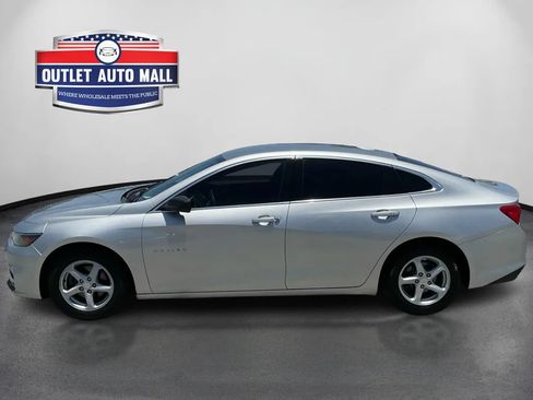 Used 2017 Chevrolet Malibu LS FWD image 6