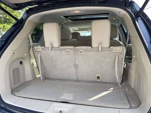 Used 2015 Nissan Pathfinder Platinum FWD image 11