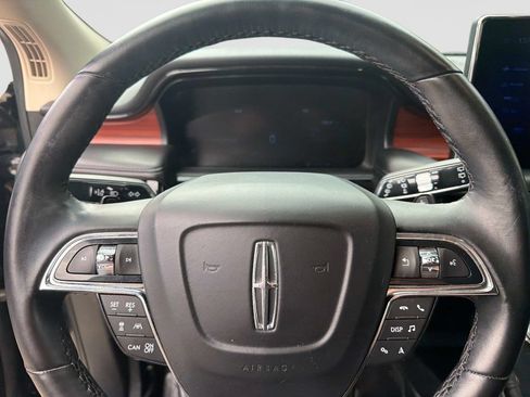 Used 2023 Lincoln Nautilus Reserve w/ Equipment Group 202A AWD/4WD image 27