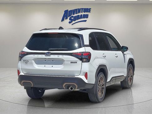 Used 2025 Subaru Forester Sport image 6