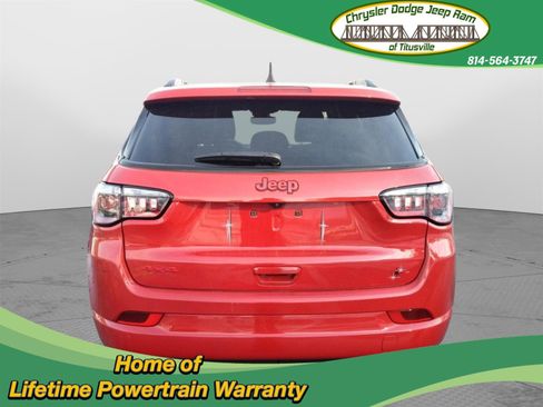 Used 2022 Jeep Compass Limited image 9