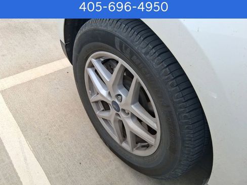 Used 2021 Ford Edge SEL w/ Convenience Package image 15