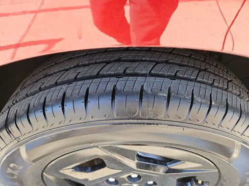 Used 2025 Kia Carnival LXS image 26