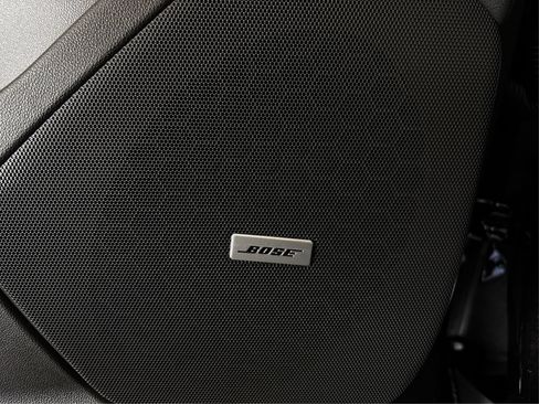 New 2025 Cadillac XT5 Luxury image 31