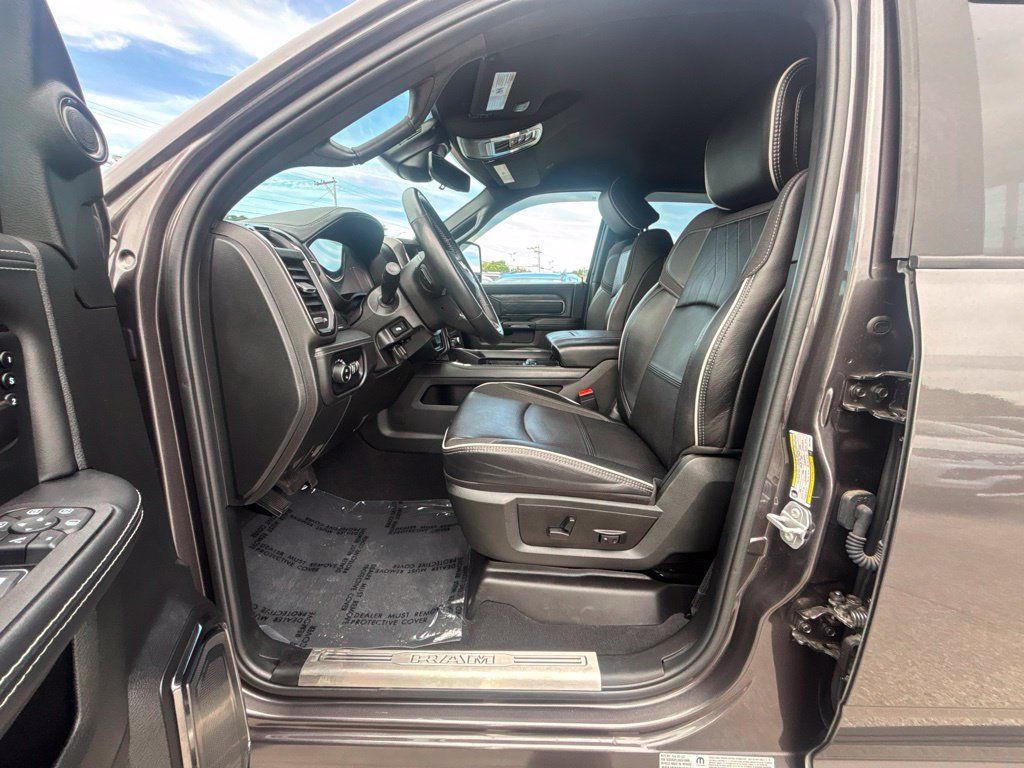 Certified 2025 RAM 3500 Limited AWD/4WD image 10