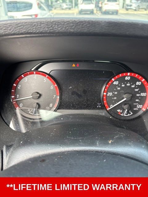 Used 2024 Nissan Frontier PRO-4X w/ Technology Package AWD/4WD image 3