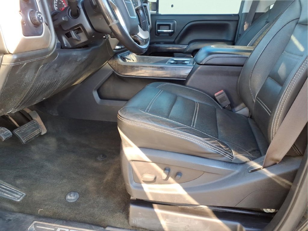 Used 2016 GMC Sierra 3500 Denali w/ Duramax Plus Package AWD/4WD image 15