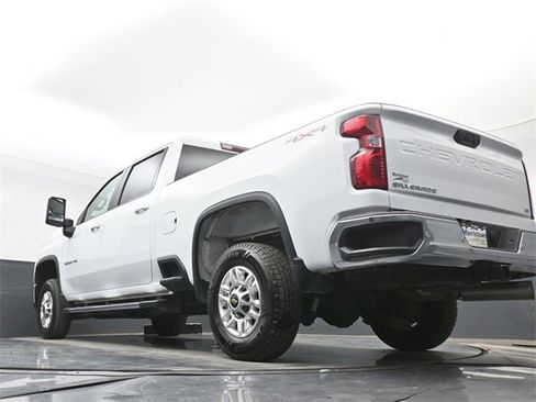 Certified 2025 Chevrolet Silverado 2500 LT w/ Safety Package image 47