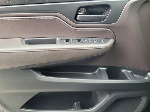 Used 2019 Honda Odyssey EX image 21