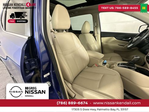 Used 2018 Nissan Rogue SL w/ Premium Package image 31