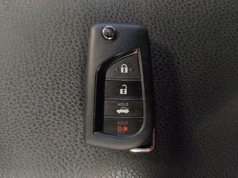 Used 2023 Toyota Camry SE FWD image 32