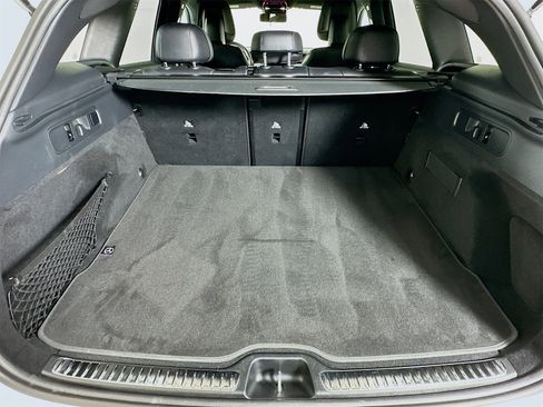 Certified 2025 Mercedes-Benz GLC 300 image 27