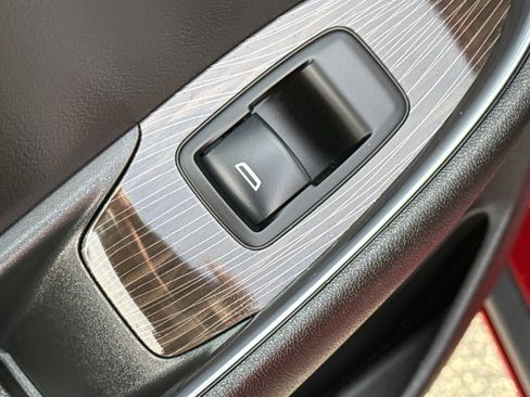 Used 2023 Chevrolet Malibu LT w/ Driver Confidence Package FWD image 31