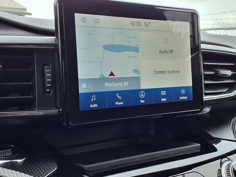 Certified 2024 Ford Explorer ST-Line w/ Class IV Trailer Tow Package AWD/4WD image 13