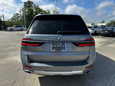 Certified 2026 BMW X7 xDrive40i image 8