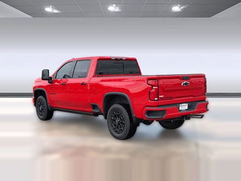 Used 2024 Chevrolet Silverado 2500 LTZ w/ LTZ Plus Package AWD/4WD image 3