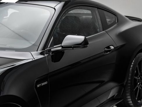 Used 2015 Ford Mustang Shelby GT350 RWD image 27