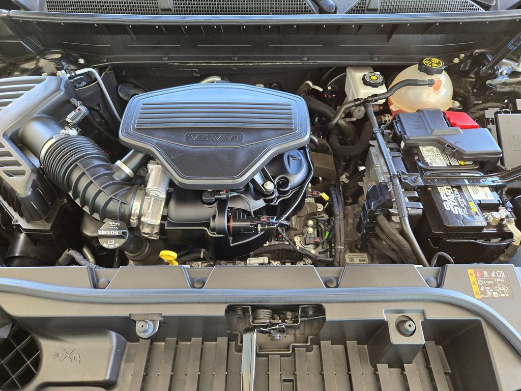 Used 2023 GMC Acadia Denali FWD image 37