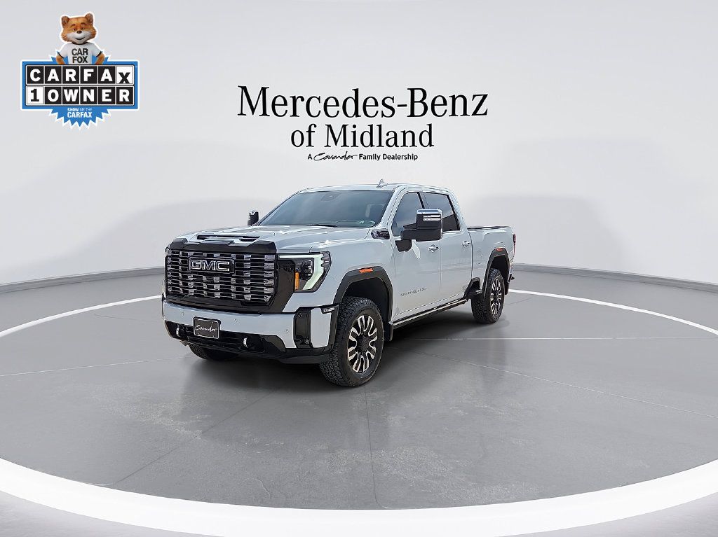 Used 2026 GMC Sierra 2500 Denali Ultimate w/ Max Trailering Package AWD/4WD image 4