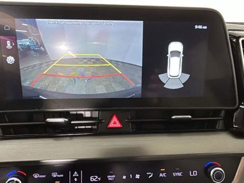 Used 2023 Kia Sportage EX AWD/4WD image 22