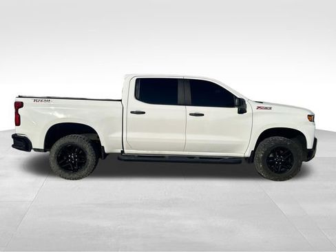 Used 2021 Chevrolet Silverado 1500 Custom Trail Boss w/ LPO, Dark Essentials Package image 4