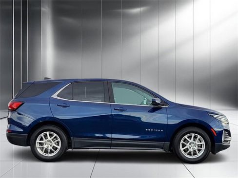 Used 2022 Chevrolet Equinox LT image 23
