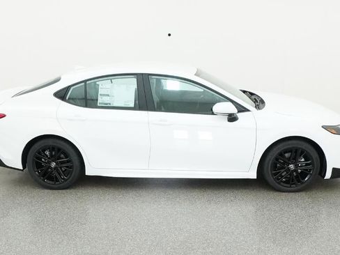 New 2026 Toyota Camry SE image 44