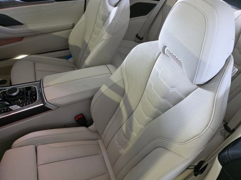 New 2026 BMW 840i Convertible image 8