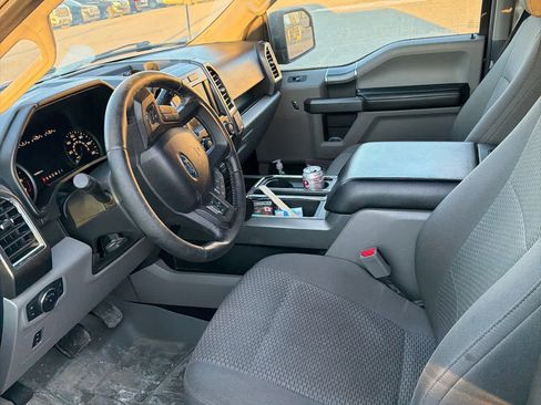 Used 2016 Ford F150 XLT w/ Equipment Group 302A Luxury image 4