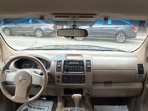 Used 2005 Nissan Frontier SE RWD image 24