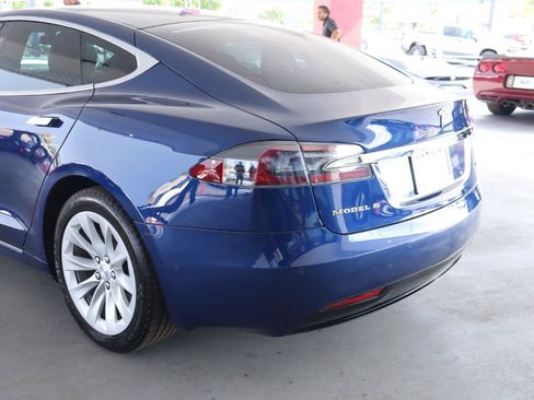 Used 2018 Tesla Model S 75D AWD/4WD image 9
