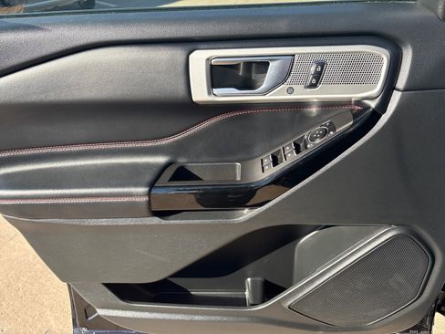 Used 2023 Ford Explorer ST-Line w/ Class IV Trailer Tow Package image 14