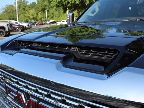 Used 2023 GMC Sierra 3500 Denali w/ Denali Ultimate Package AWD/4WD image 25