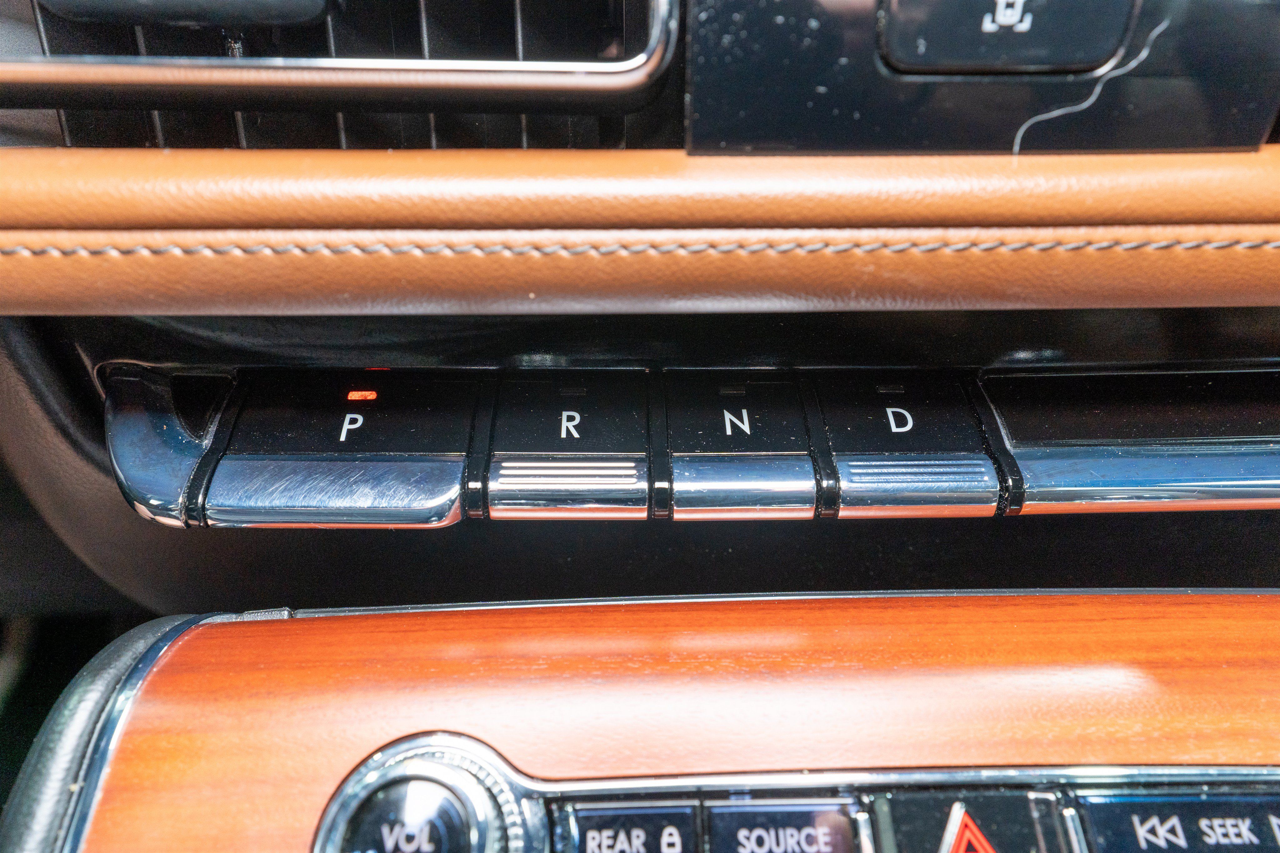 Used 2022 Lincoln Aviator Grand Touring w/ Equipment Group 301A AWD/4WD image 22