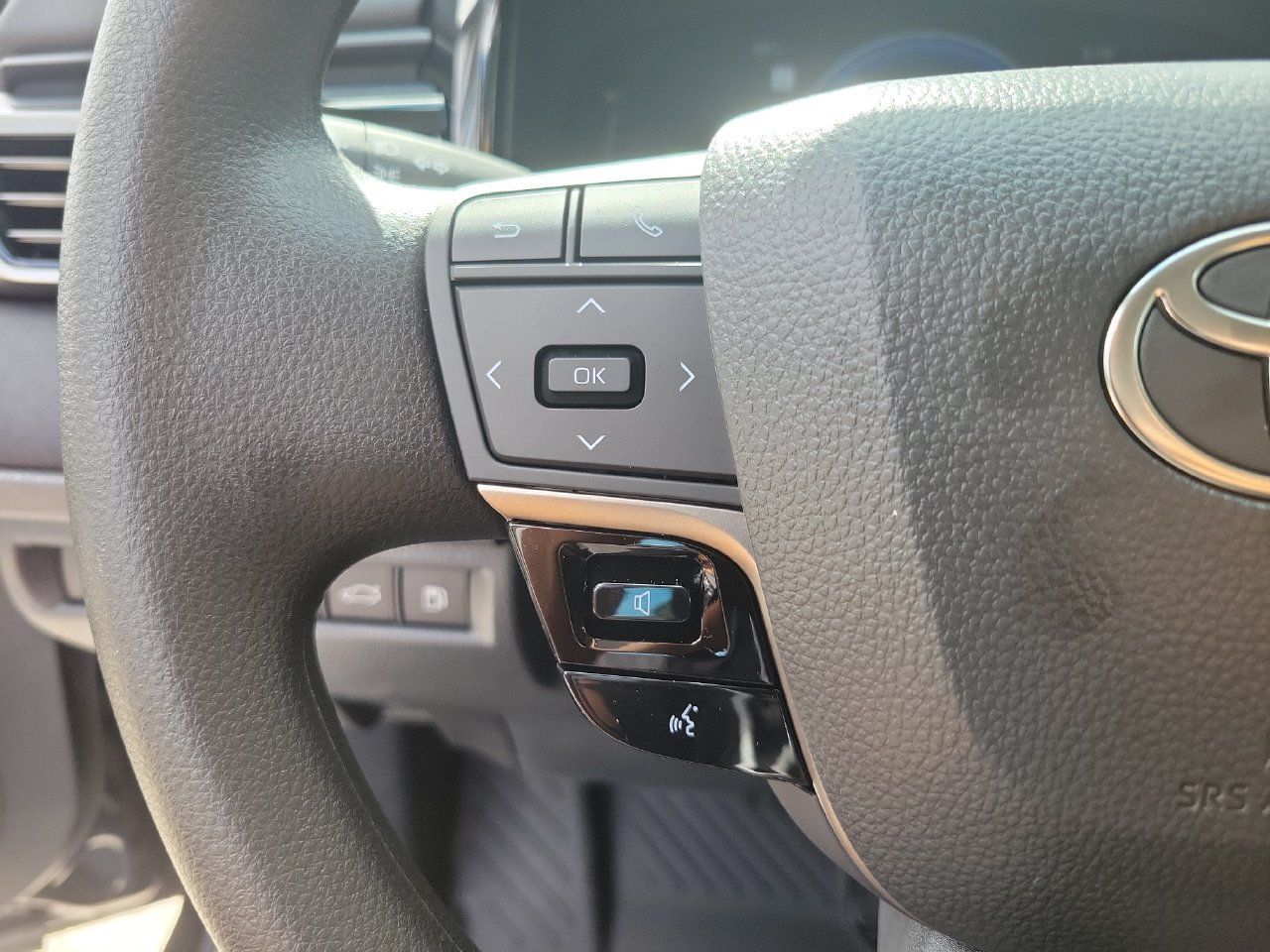 Used 2026 Toyota Camry LE FWD image 20