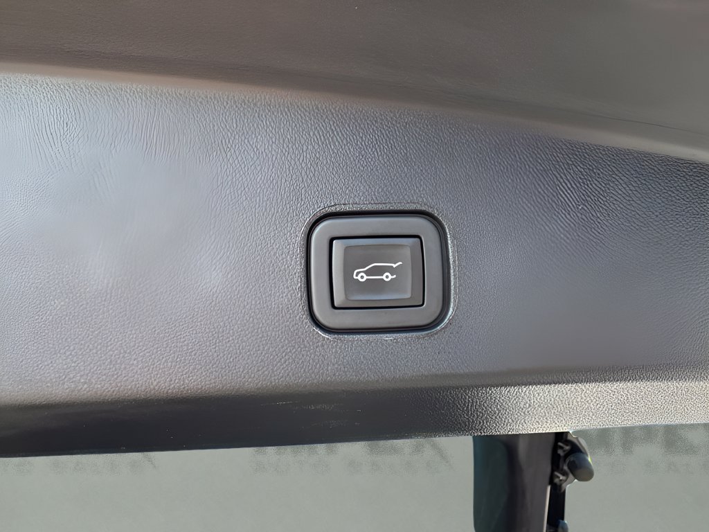 Used 2024 Cadillac Lyriq Sport AWD/4WD image 28