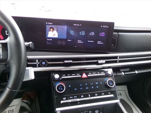 Used 2025 Hyundai Santa Fe SEL image 23