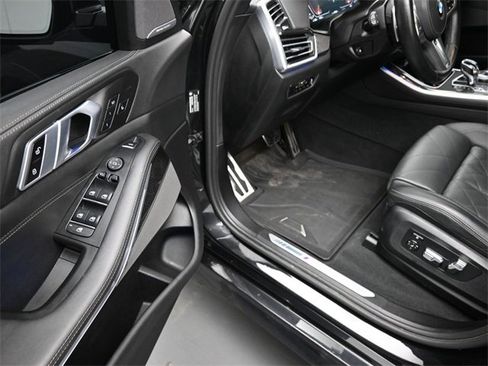 Used 2023 BMW X5 M50i w/ Executive Package image 14