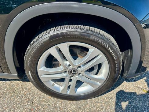 Used 2018 Mercedes-Benz GLA 250 4MATIC image 37