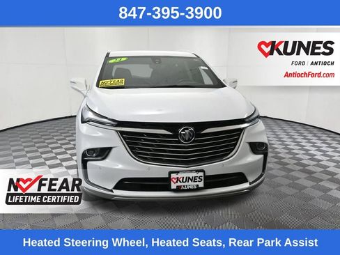 Used 2024 Buick Enclave Premium image 4