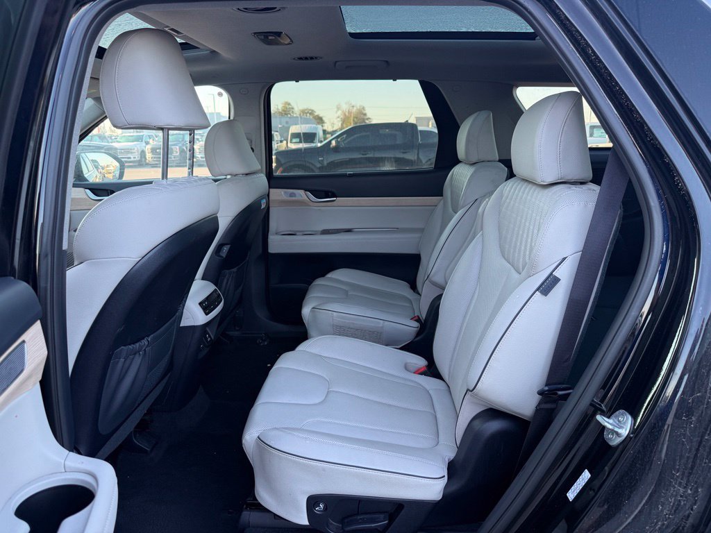 Used 2024 Hyundai Palisade Limited AWD/4WD image 9