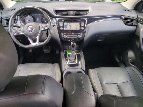 Used 2017 Nissan Rogue Sport SL w/ SL Premium Package AWD/4WD image 24