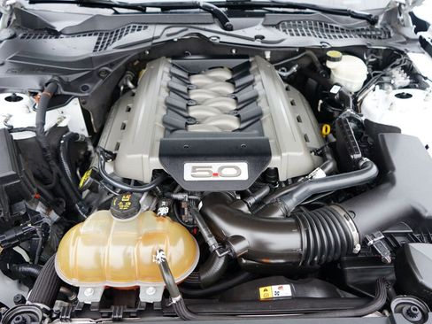 Used 2015 Ford Mustang GT Premium w/ Equipment Group 401A image 9