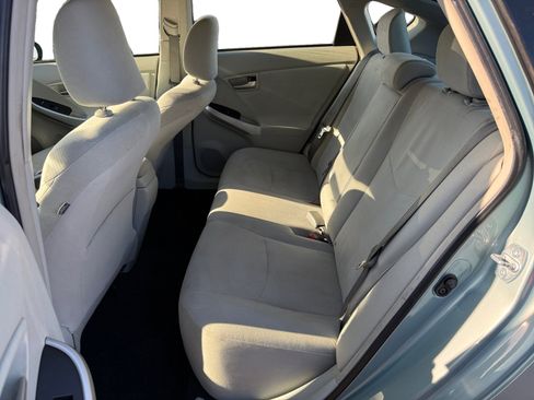 Used 2014 Toyota Prius Four image 16