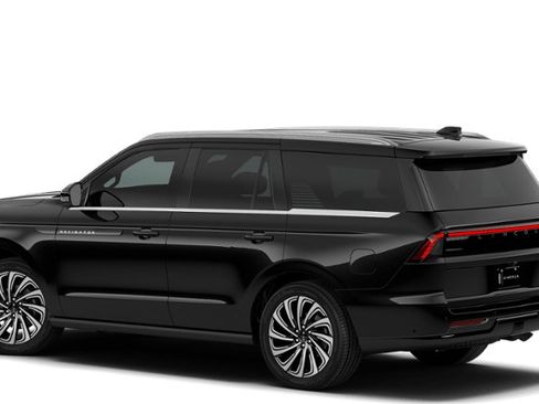 New 2027 Lincoln Navigator Black Label AWD/4WD image 25