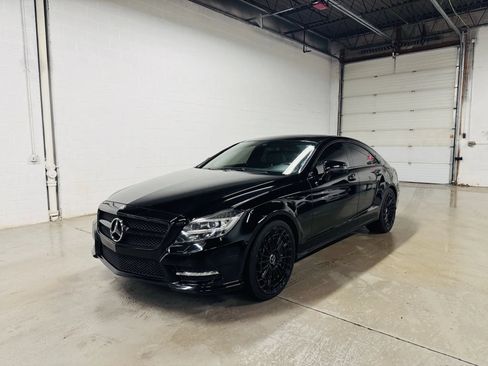 Used 2012 Mercedes-Benz CLS 550 4MATIC image 2
